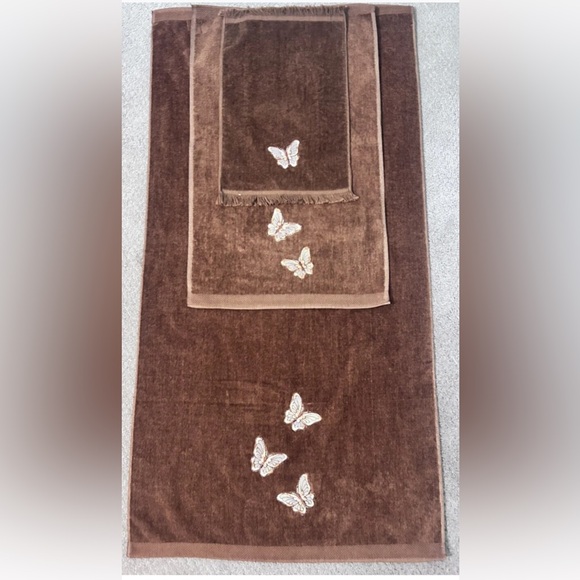 Vintage Matrex Embroidered Butterfly 3 Piece Towel Set MCM - Picture 2 of 16